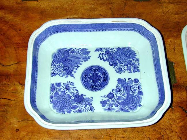 A Near Pair of Large Chinese Export Porcelain Blue "Fitzhugh" Covered Vegetable Dishes circa 1800 — image 2