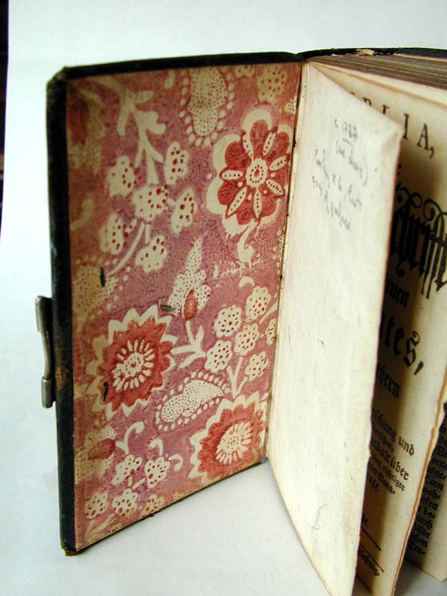 A Beautiful Silver-Mounted HOLY BIBLE Printed in Hamburg in 1737 — image 5