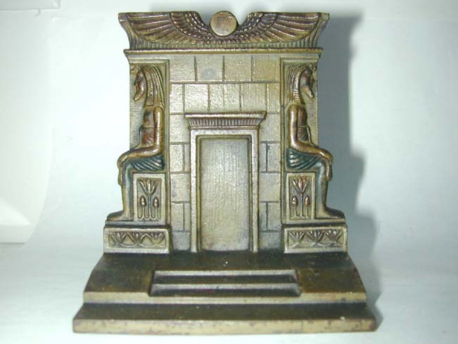 A Pair of BRADLEY & HUBBARD Antique Bookends Depicting an Eygptian Tomb, circa 1920 — image 2
