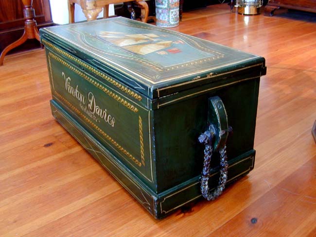 A Late 19th or Early 20th Century Great Lakes Sailmaker's Sea Chest in Original Paint — image 4