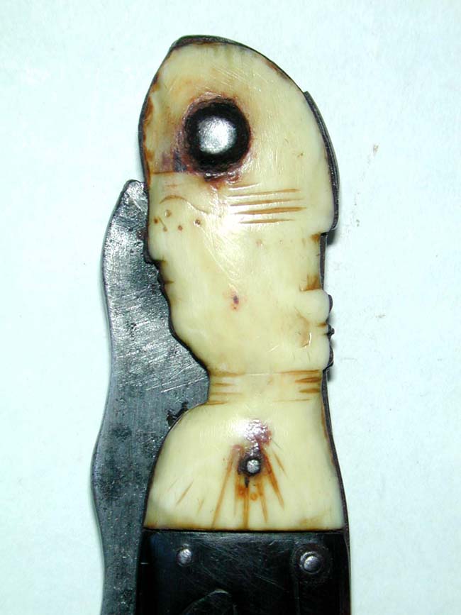 A Rare 18th Century Revolutionary War period "Hessian" Soldier Folding Pocket Knife made of bone and horn circa 1775-1780 — image 3