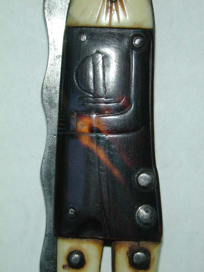 A Rare 18th Century Revolutionary War period "Hessian" Soldier Folding Pocket Knife made of bone and horn circa 1775-1780 — image 4