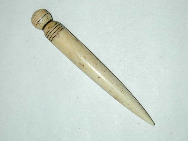 A 19th century Sailor-Made Whalebone Bodkin