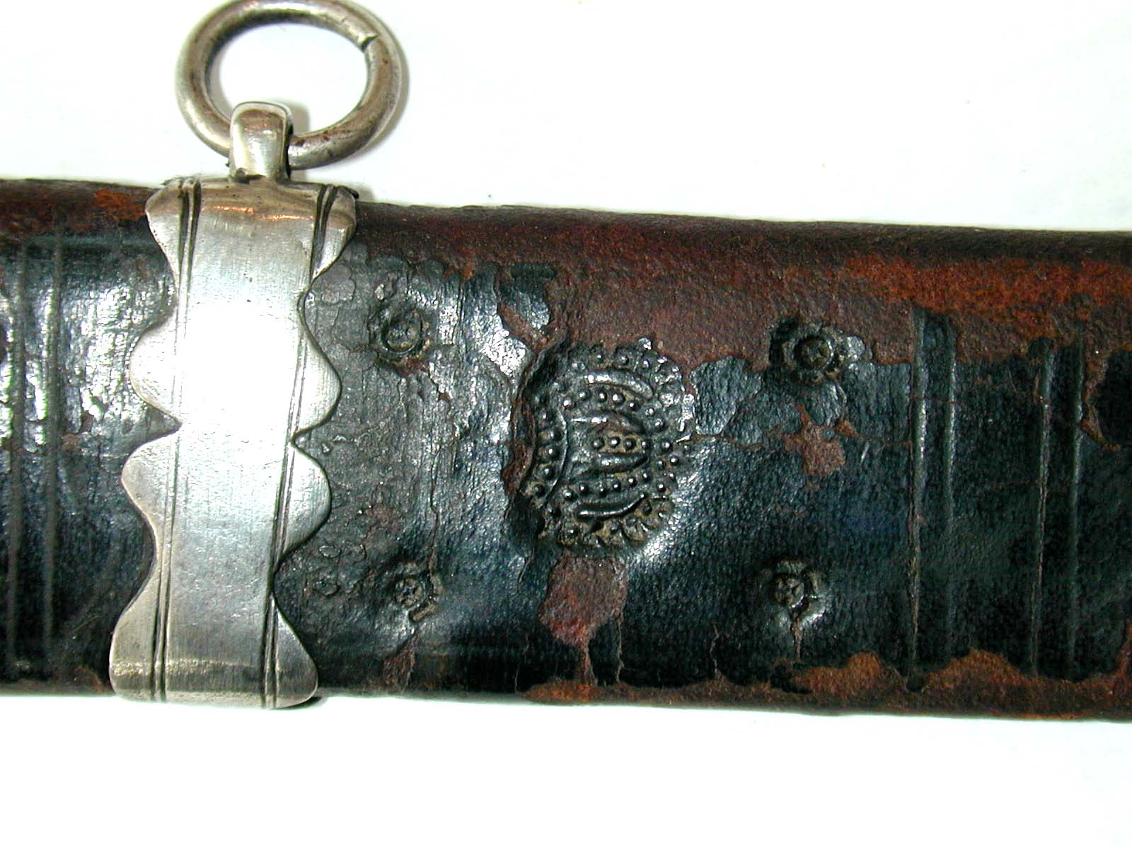 EXCEEDINGLY RARE SIGNED AMERICAN NAVAL OFFICERS SILVER HILT SWORD BY LEMEUL WELLS, NEW YORK, CIRCA 1795 — image 5