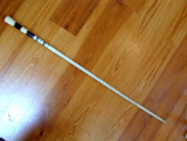 A Beautiful 19th century Sailor-Made Whalebone,  Whale Ivory and Inlaid Baleen Cane — image 3