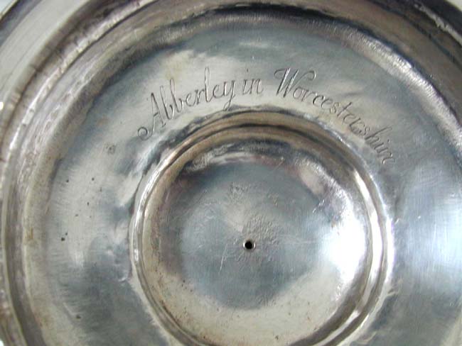 A Fine and Large English George I Period Silver Church Flagon by Gabriel Sleath, London 1714 — image 2