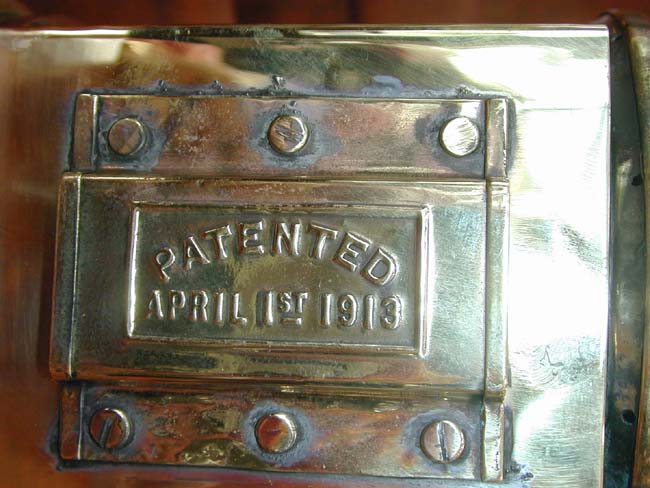 A fine American Combination Port/Starboard Lamp by TRIPLEX of Connecticut circa 1913 — image 4
