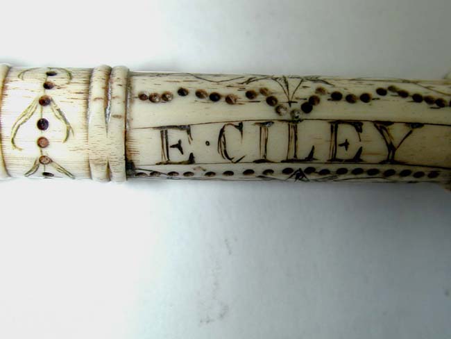 A Napoleonic Prisoner-of-War Bone Needlecase With Name of "E.CILEY" circa 1800 — image 2