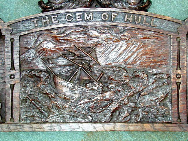 A Carved Oak Pediment from the Ship "GEM" of Hull circa 1866 — image 4