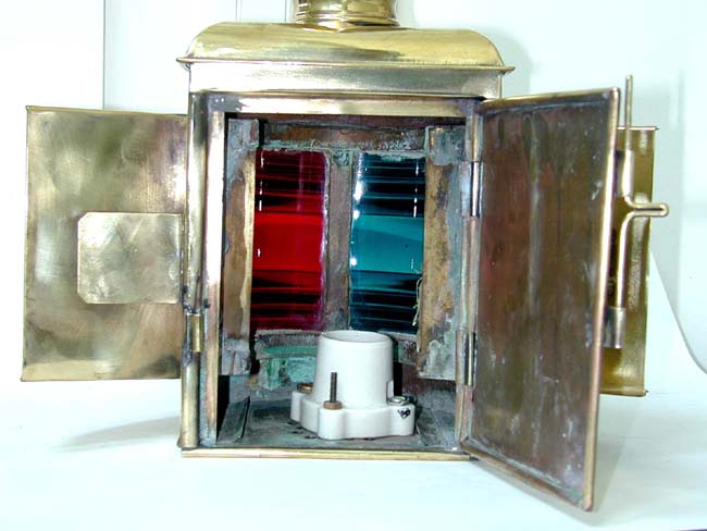 A Combination Port and Starboard Small Craft Lamp circa 1920 — image 2