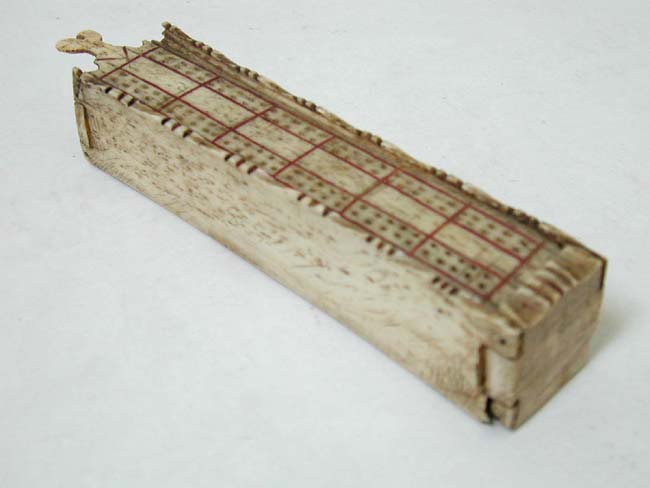 A Late 18th or Early 19th Century Napoleonic Prisoner of War Bone Games Box — image 3