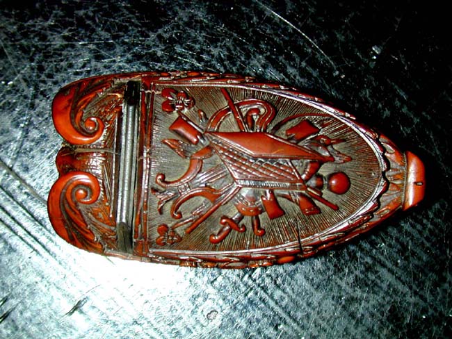 A Napoleonic Period Carved Walnut Snuff Box in the form of a ship circa 1795 — image 4
