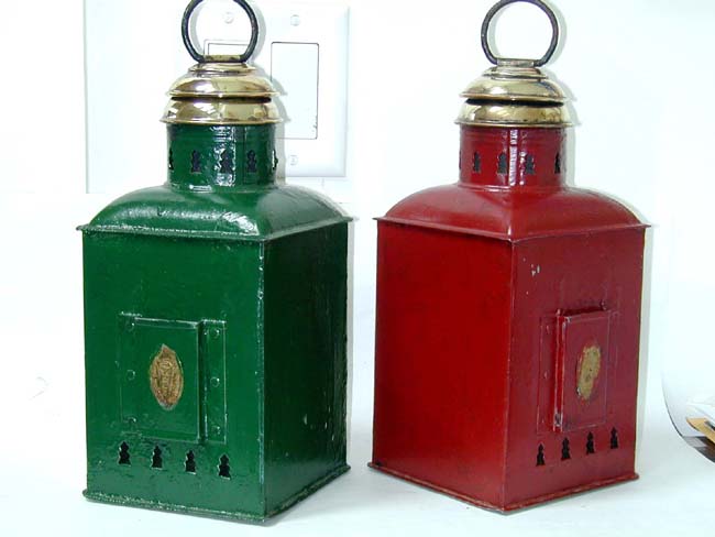 A Pair of Late 19th/ Early 20th Century Port and Starboard Lamps By Perkins Marine Co., Brooklyn, N. Y. — image 2