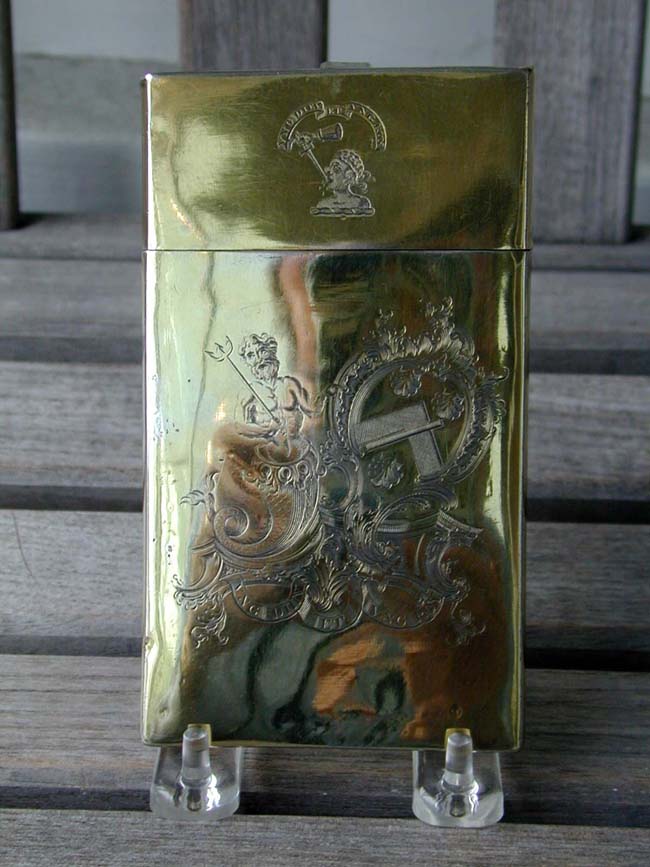 A Fine and Rare George III Engraved Silver-Gilt Card or Cheroot Case by Thomas Wallis, London, ca. 1765 — image 5