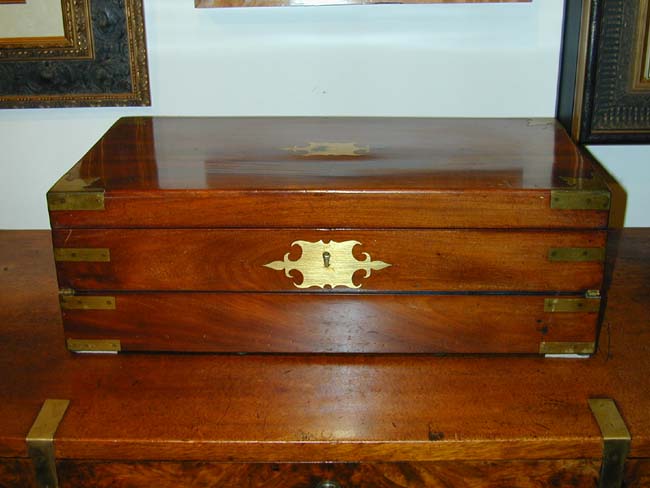 A Fine English Regency Period Brass Bound Campaign Style Mahogany Writing Slope circa 1820 — image 2