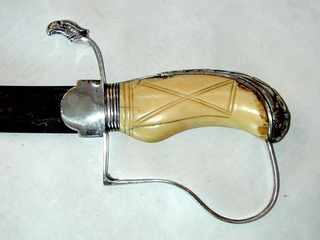 A Fine American Silver-Hilted Mounted Officer's Saber circa 1810-1815 — image 2