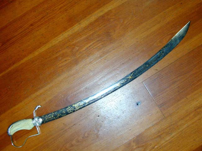 A Fine American Silver-Hilted Mounted Officer's Saber circa 1810-1815 — image 11
