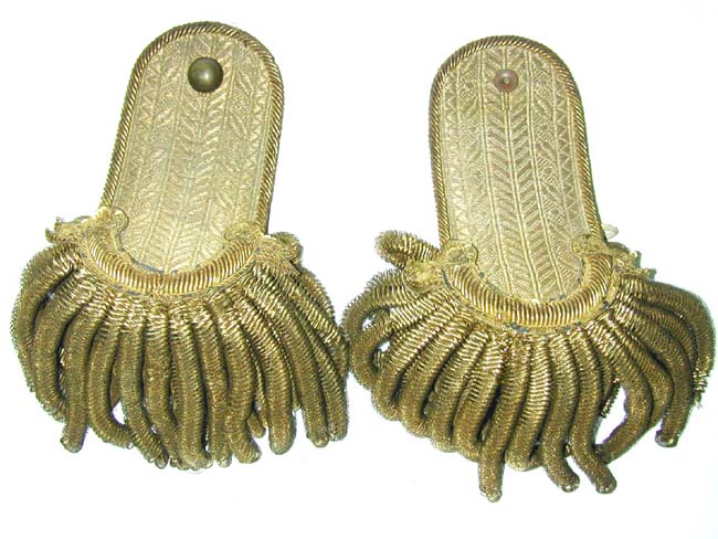 A Boxed Pair of American Officer's Epaulets circa 1839-1846 retailed  by "Harris, Stanwood" of Boston — image 4