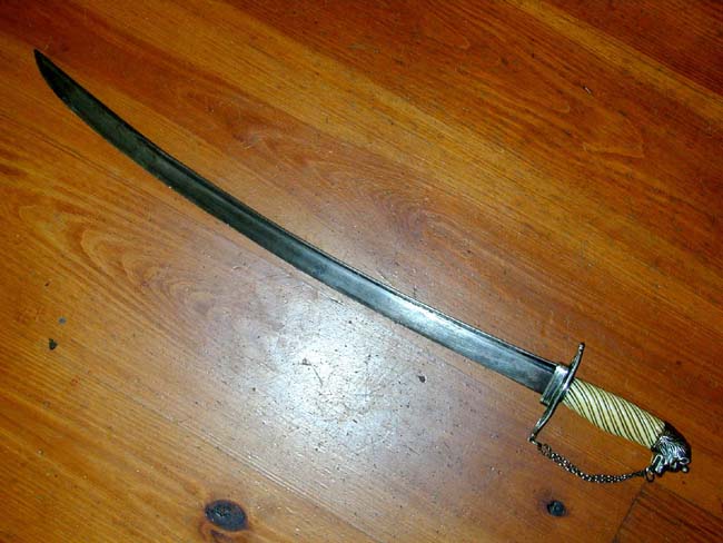 An American Revolutionary War period Lion Head Silver Hilted Short Saber circa 1750-1780 — image 2