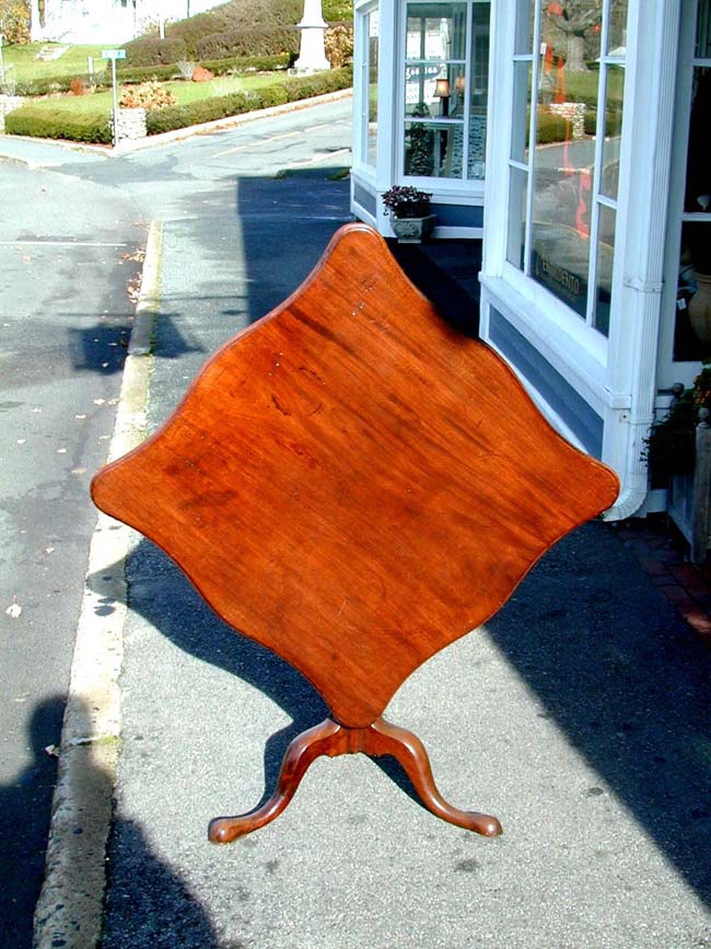 An 18th century Mahogany Tilt-top Serpentine Table, North Shore, Mass., circa 1770-1790