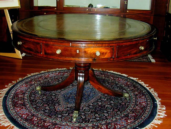 A Fine Leather Topped English Regency Period Revolving Library drum Table circa 1815 — image 3
