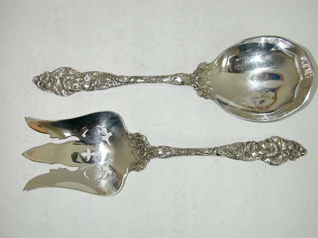 A Beautiful Pair of American Sterling Silver Serving Pieces in the Les Six Fleurs pattern by Reed & Barton circa 1900.
