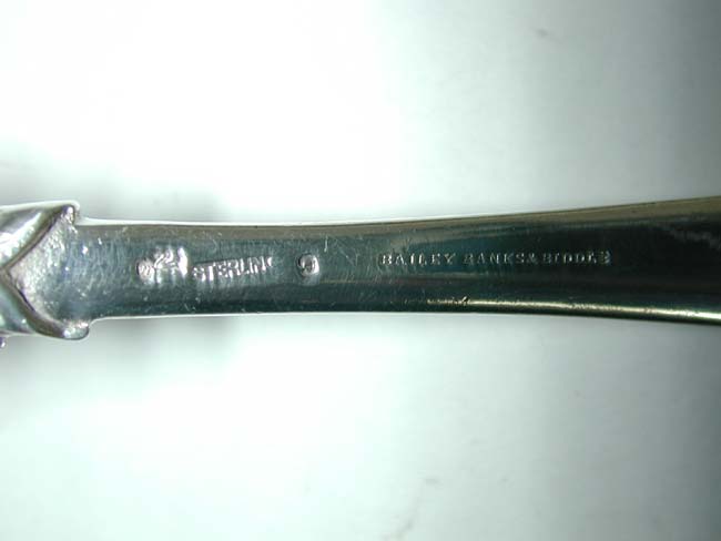A Late 19th century Sterling Silver Soup Ladle by the Whiting Division of Gorham and made for 'Bailey, Banks and Biddle.' — image 3