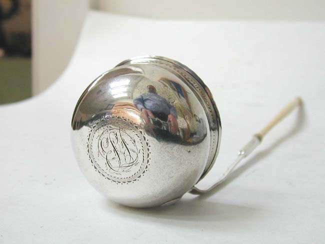 A Late 18th century Silver Toddy Ladle with Ivory Handle circa 1785 — image 2