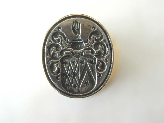 A Late 17th century Silver-Mounted Ivory Seal having the arms of John de Coussmaker — image 2