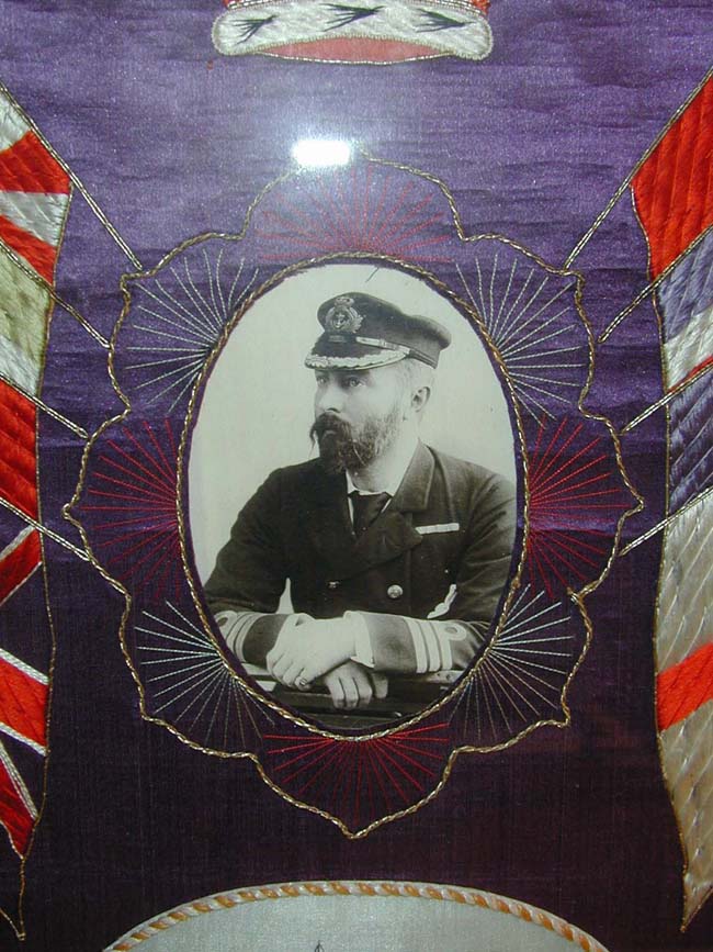 A Fine Sailor's Silkwork Featuring a Depiction of H.M.S. SUFFOLK and a photo of the Ship's Captain circa 1930 — image 2