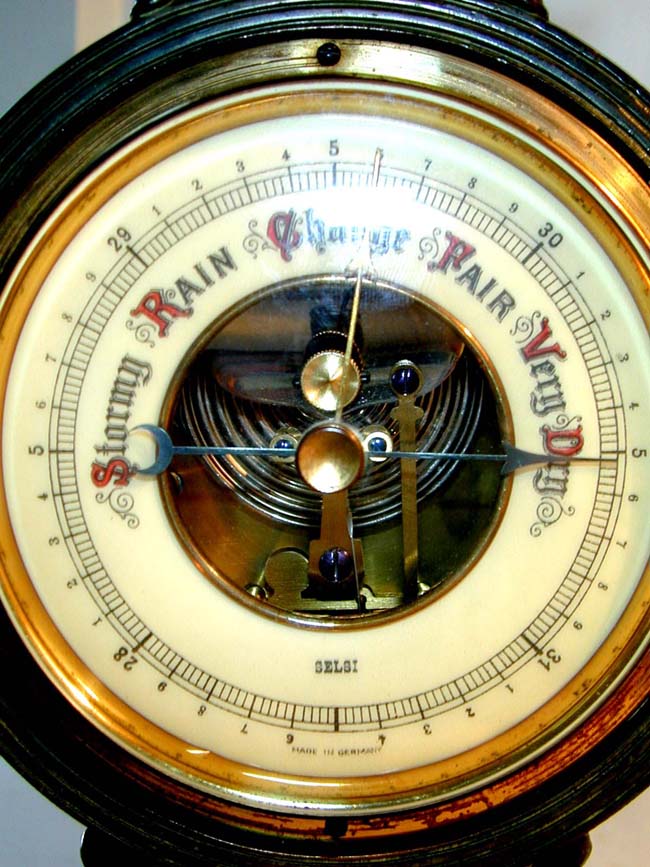 A Magnificent Bronze Aneroid Barometer Presented by the CHICAGO DAILY NEWS for the 1935 Regatta. — image 2