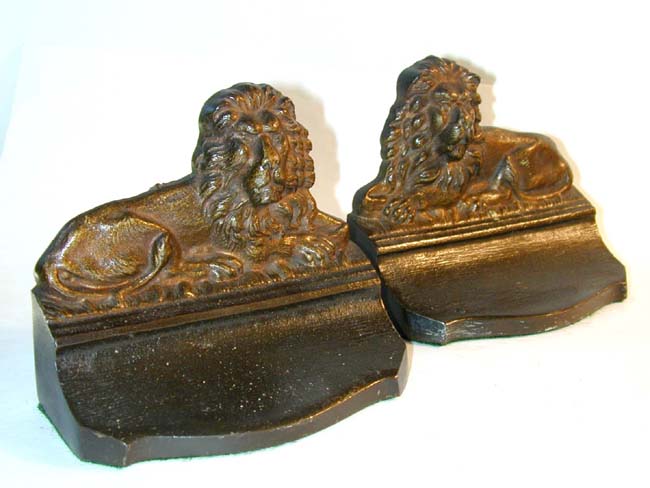 A Pair An Antique Lion Bookends by BRADLEY & HUBBARD circa 1900 — image 2
