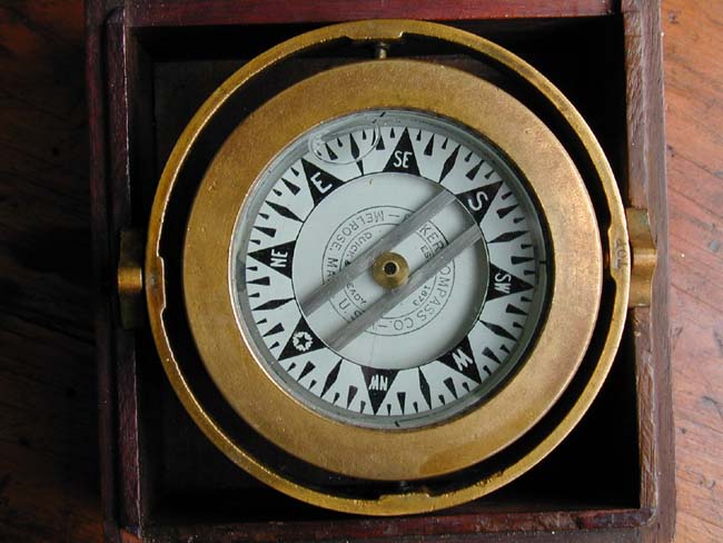 A Nice Late 19th century boxed Lifeboat Compass made by the Baker Compass Co., Melrose, Mass. — image 4