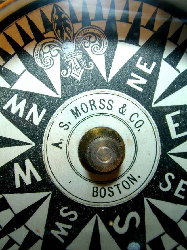 A very nice Dry card Boxed 'DORY' Compass by Anthony S. Morss, Boston, circa 1870 — image 3