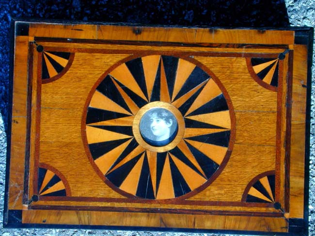 A Mid 19th century American Sailor-Made Inlaid Oak Box with Unusual Glass Covered Photo Aperture