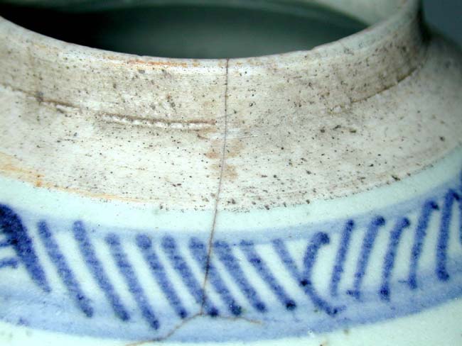 An Early 19th century Chinese Export Porcelain Ginger Jar with what is probably the original lid — image 2