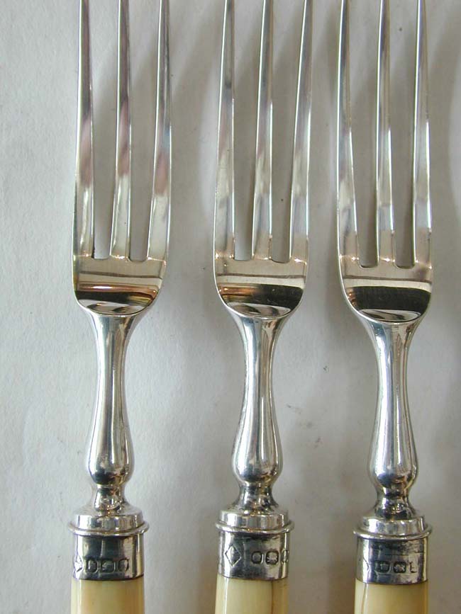A Fine Set of Victorian Silver Fruit Forks and Knives with Bone Handles by Martin Hall, Sheffield, 1898. — image 3