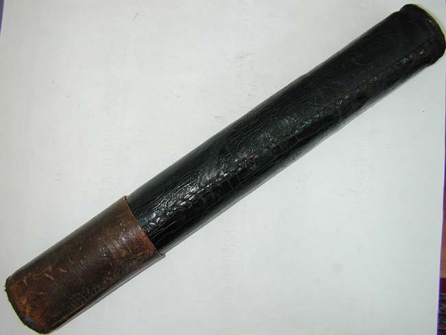 An Early 19th Century Single-Draw Telescope signed "Dolland, London" circa 1800-1820 with its' original hand stitched black leather protective carrying case. — image 3