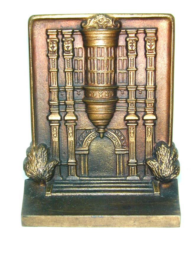 A Fine Pair of Bradley & Hubbard Antique Bookends depicting Mt. Pleasant and Bramshill, circa 1920 — image 2