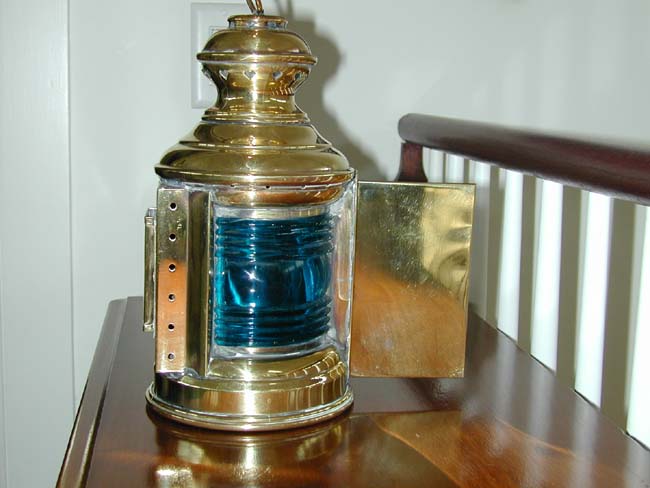 A Very Nice Small Combination Ship's Port & Starboard Running Light circa 1910. — image 2