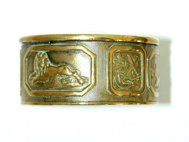 A Rare Admiral Lord Nelson engraved Memorial Brass Tobacco box circa 1805-1810 — image 4