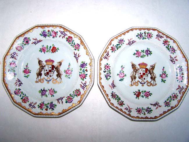 A Pair of Samson Armorial Plates circa 1890