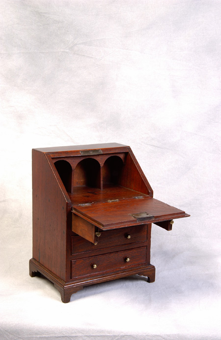 English George III period miniature slant-front desk c. 1790 — image 2