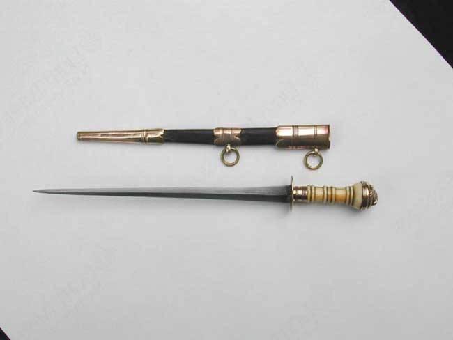 Midhipman's Ivory Handled Dirk With Coiled Serpent Pommel circa 1795-1810