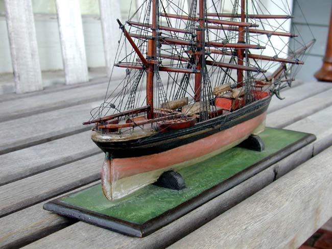Small 19th Century Sailor-Made Model of a Clipper ship — image 2