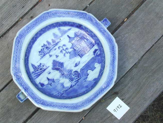 Chinese Export Porcelain Hot Water Dish Circa 1820-1840