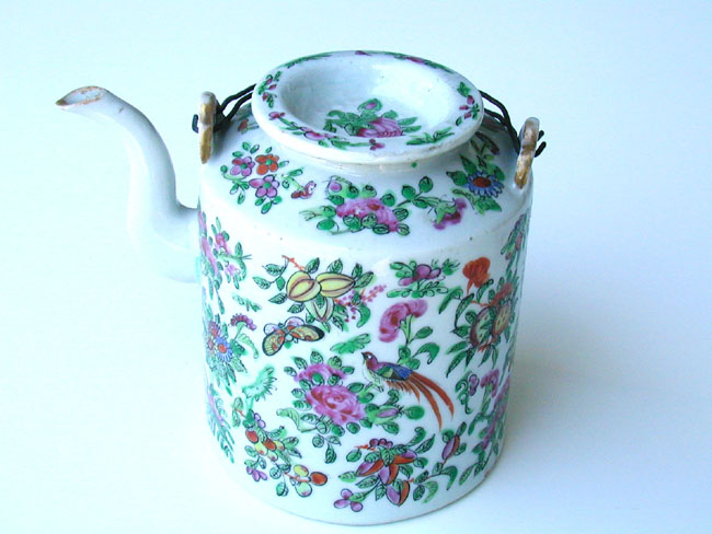 A 19th Century Chinese Export Famille Rose Teapot