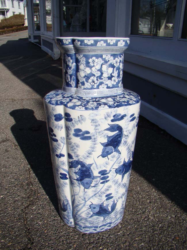 A wonderful large contemporary Chinese vase with fish decoration