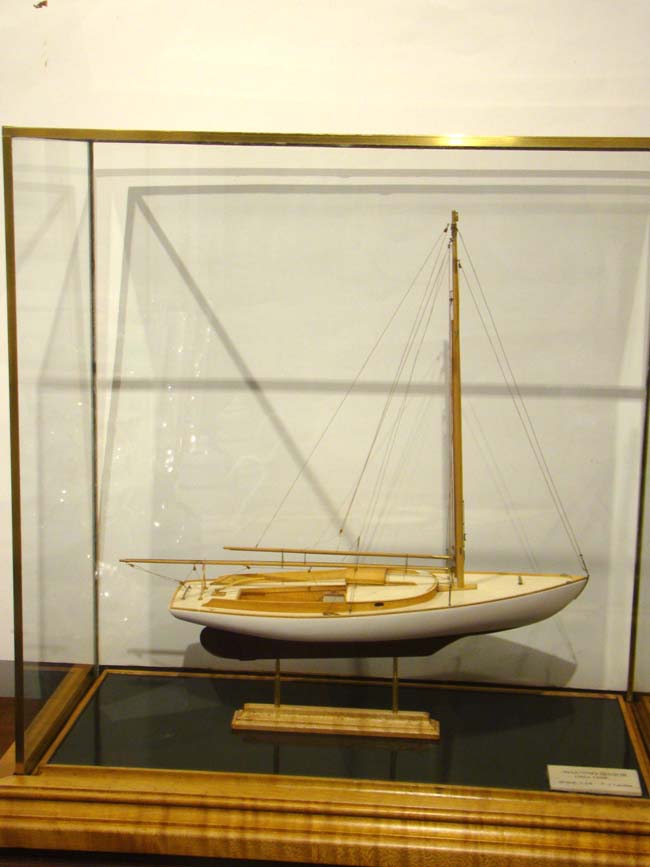 A fine scratch built model of a Wianno Senior circa 1936 made by Cape Cod model boat builder tom Lauria — image 3