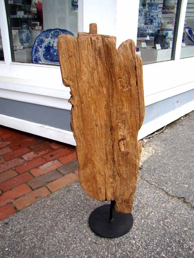 An attractive late 18th century carved architectural fragment — image 2